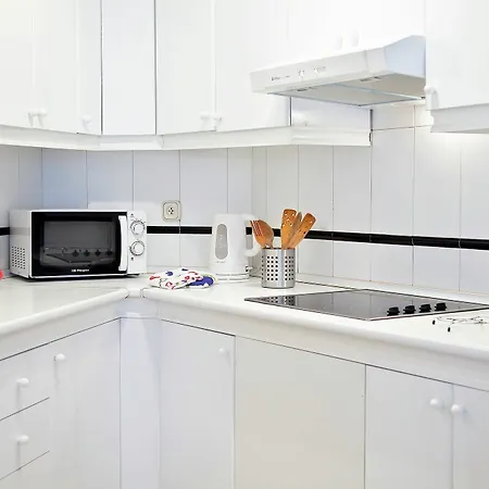 Sanabria Park With Pool Apartman *