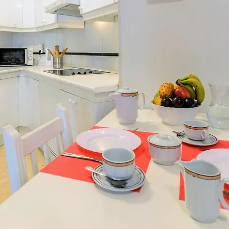 Sanabria Park With Pool Apartman