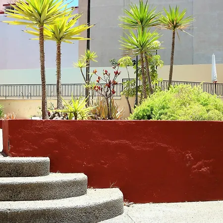 Sanabria Park With Pool Apartman